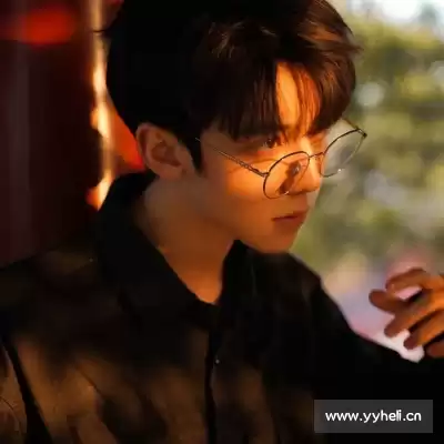 凤赫澎